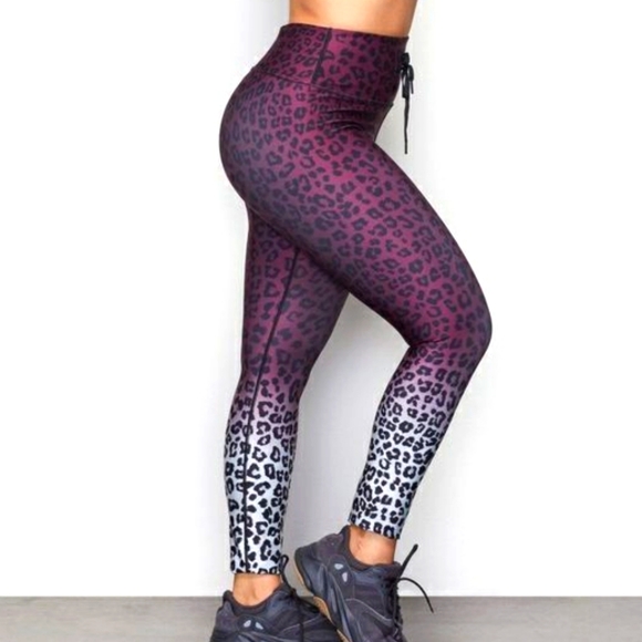 Good American Pants - NWT Good American Leopard Ombre Leggings